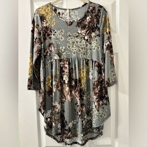 Skies of Gray Women’s Top